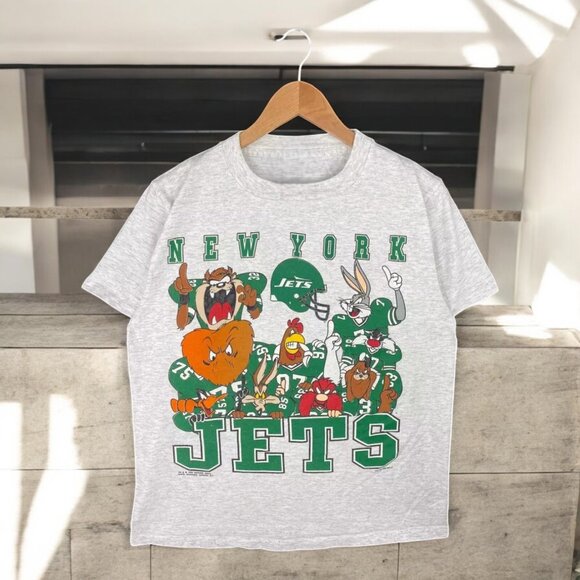 New York Jets Retro style 90s Looney Tunes T-shirt Retro tee - Picture 1 of 3